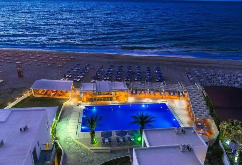オーシャンビューのプレミアムルーム。, Adele Beach