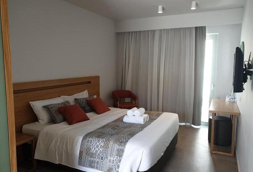 חדר פרמיום נוף לים, Adele Beach