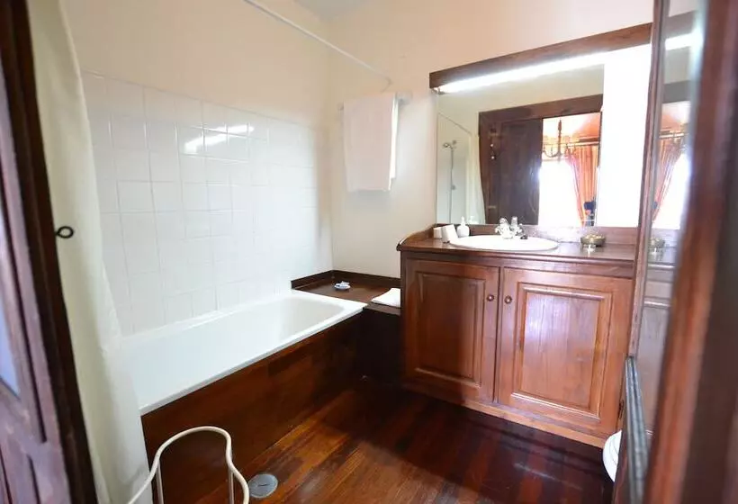 デラックスルーム, Casa Nobre Do Correiomor