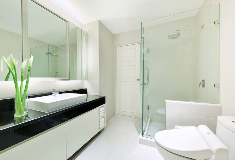 سوئیت 2 خوابه, Centre Point Chidlom