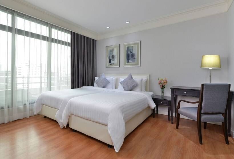 اتاق لوکس سه تخته, Centre Point Chidlom