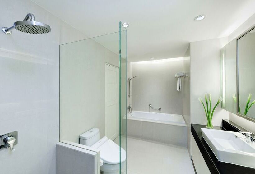 سوییت, Centre Point Chidlom