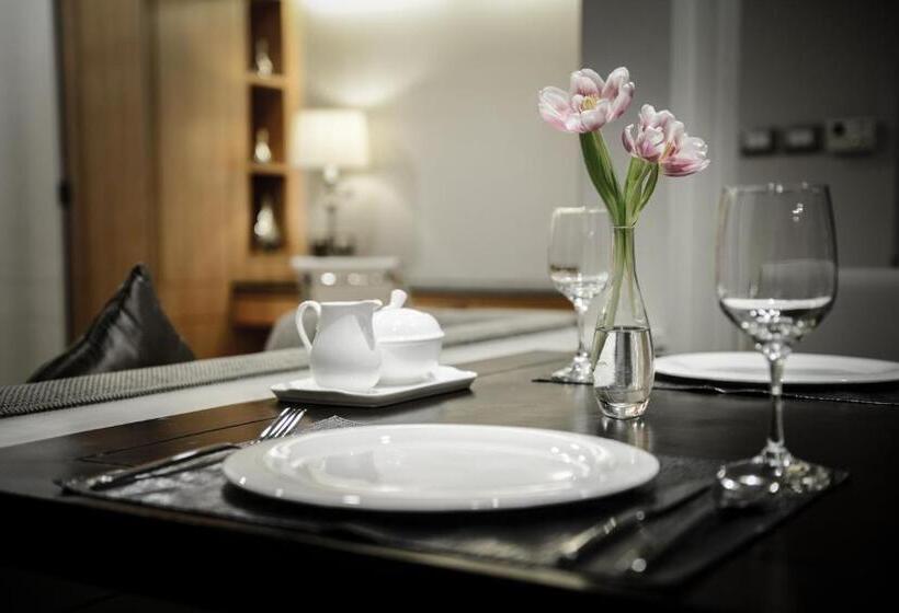 سوییت اجرایی, Centre Point Chidlom