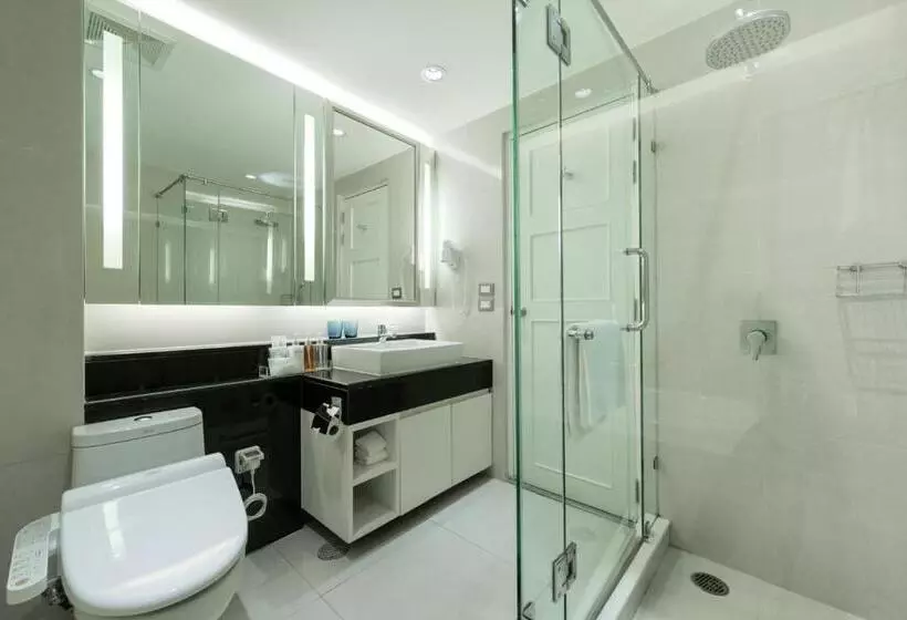 سوئیت 2 خوابه, Centre Point Chidlom