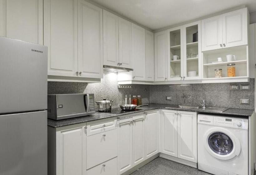 سوئیت 2 خوابه, Centre Point Chidlom