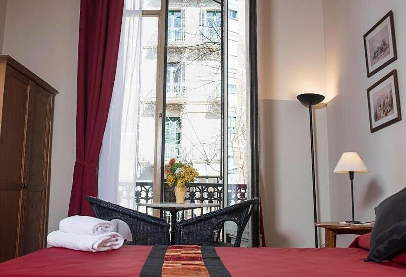 Номер Стандарт Совместная Ванная, Fashion House