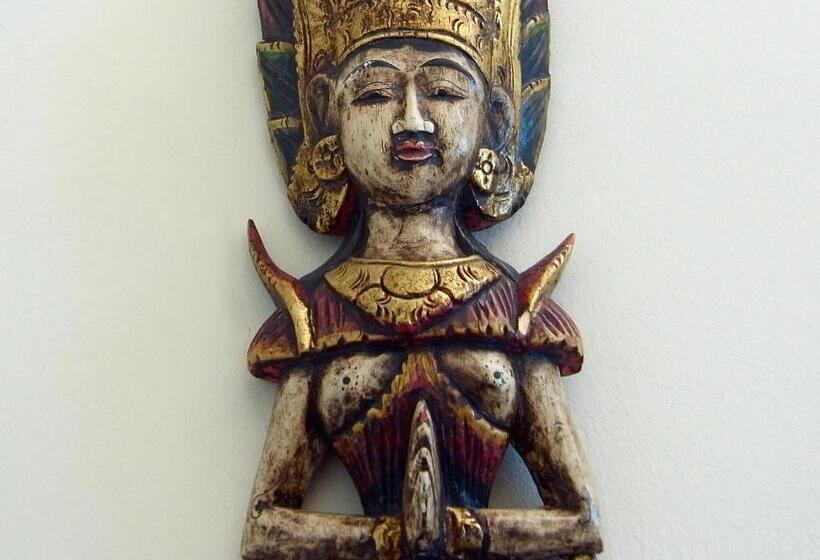 Номер Стандарт Совместная Ванная, Fashion House