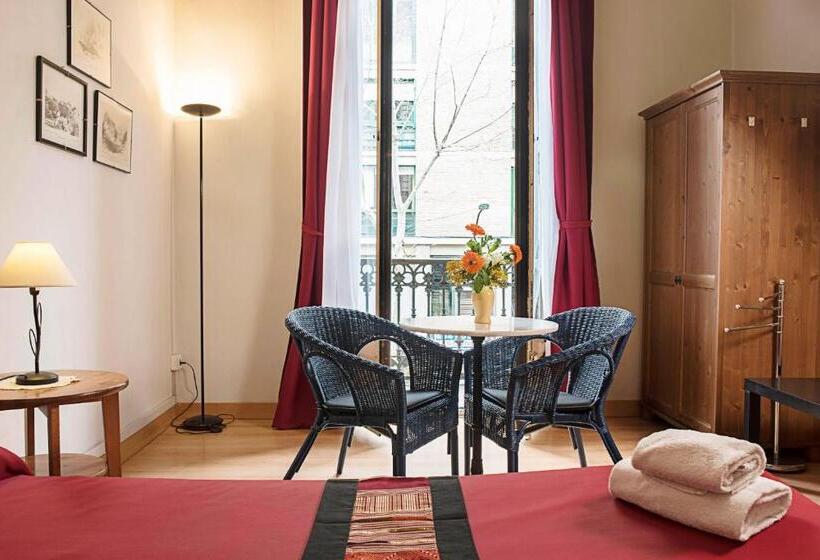 Номер Стандарт Совместная Ванная, Fashion House