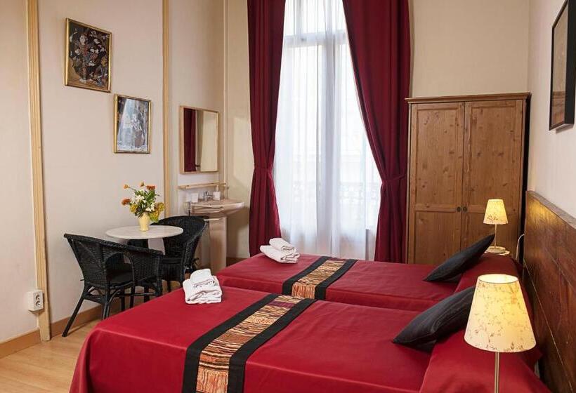 Номер Стандарт Совместная Ванная, Fashion House