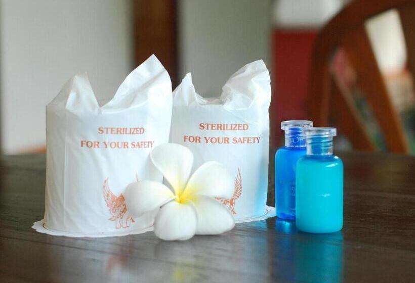 豪华房间, Karinthip Village