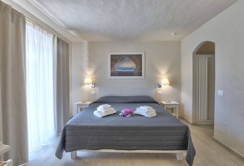 Полулюкс Одноместный с Террасой, Nibaru