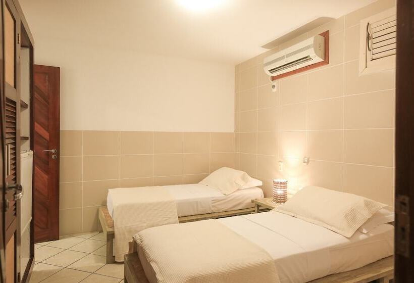 غرفة قياسية رباعية, Pousada Bicho Preguiça