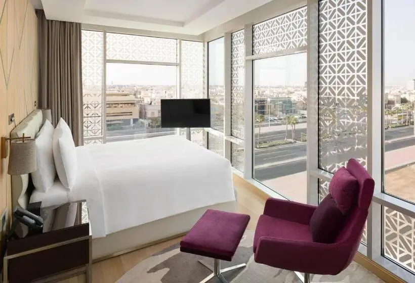 エクゼクティブスイート, Crowne Plaza Jeddah Al Salam By Ihg