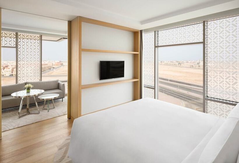 סוויטת קלאב, Crowne Plaza   Jeddah Al Salam, An Ihg