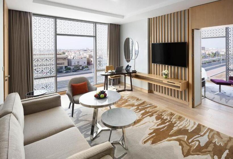 行政套房, Crowne Plaza Jeddah Al Salam, An Ihg