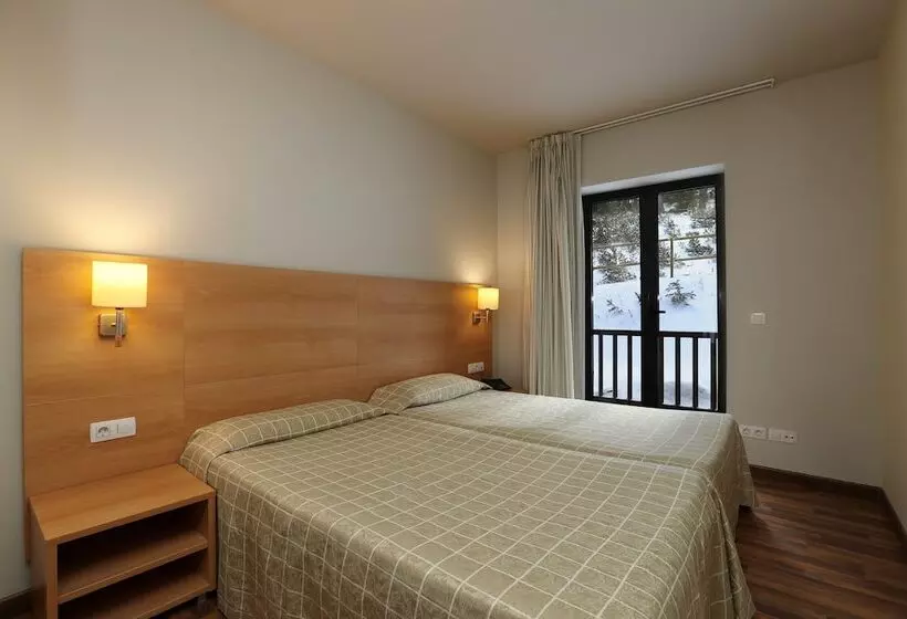 3 Bedroom Duplex Apartment, Guitart La Molina Aparthotel & Spa
