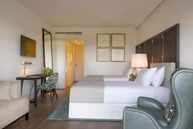اتاق لوکس, Camiral Golf & Wellness Leading Hotel Of The World