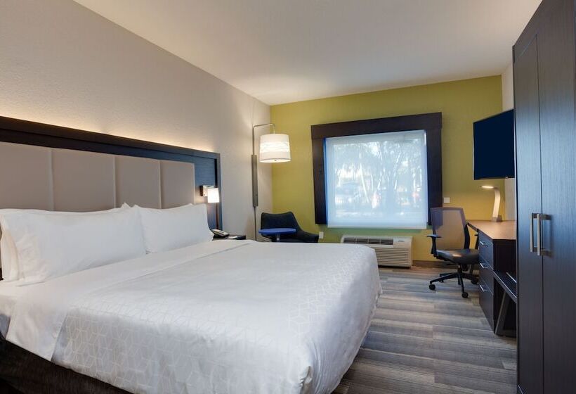 Номер Стандарт Адаптированный для Инвалидов, Holiday Inn Express Hotel & Suites Fort Lauderdale Airport/cruise Port, An Ihg