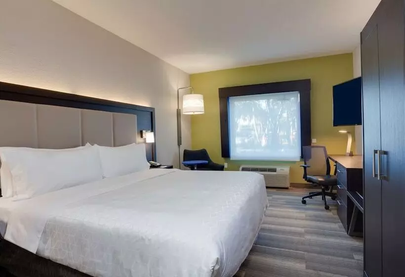 اتاق استاندارد برای معلولان, Holiday Inn Express Hotel & Suites Fort Lauderdale Airport/cruise Port, An Ihg