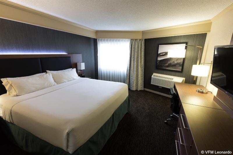 デラックスルーム, Holiday Inn Express Edmonton Downtown, An Ihg