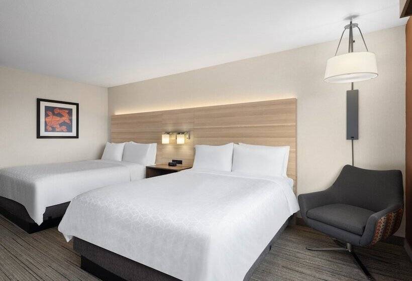 Номер Стандарт 2 Двуспальные Кровати, Holiday Inn Express Fort Bragg, An Ihg