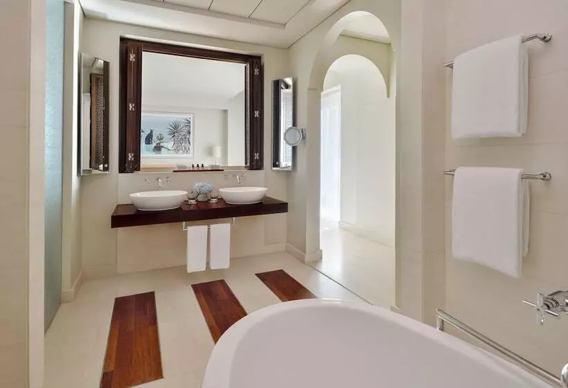 اتاق استاندارد با تخت دوبل, Park Hyatt Dubai
