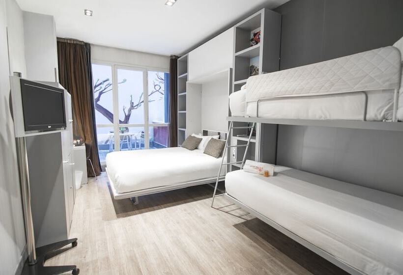 スタンダード4人部屋, Petit Palace Plaza Espana