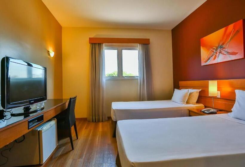 Номер Стандарт, Nobile Inn Jundiaí