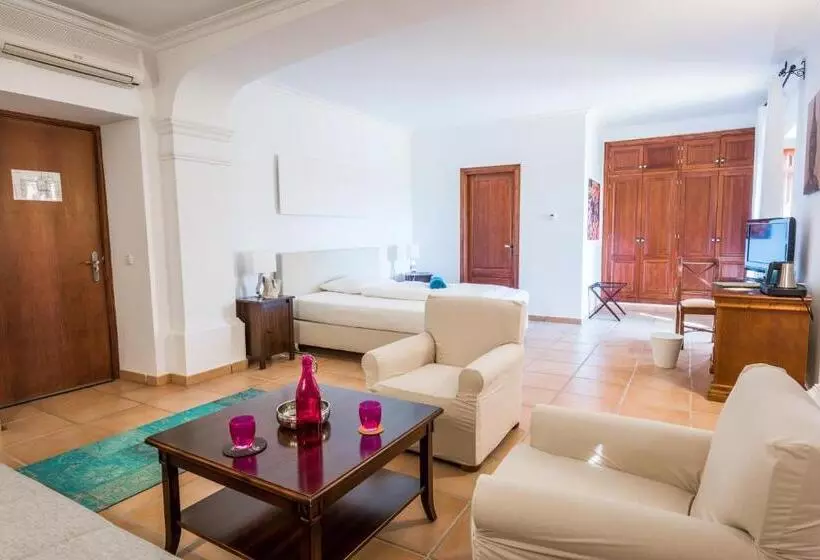 Superior Room with Terrace, Retreat Finca Son Manera