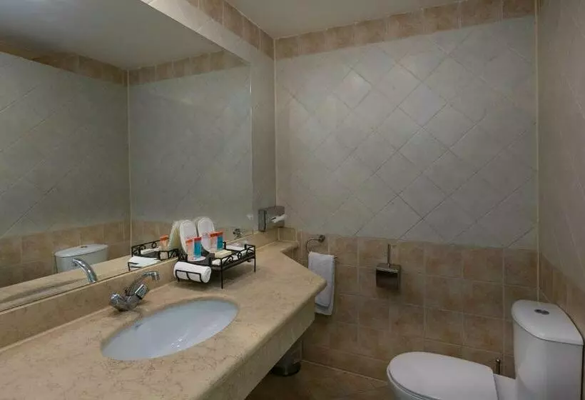 اتاق خانوادگی, Xperience St. George Sharm El Sheikh