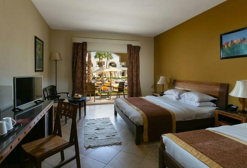 Номер Superior Вид на Бассейн, Xperience St. George Sharm El Sheikh