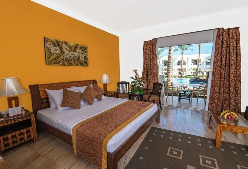 اتاق سوپریور با چشم‌انداز استخر, Xperience St. George Sharm El Sheikh