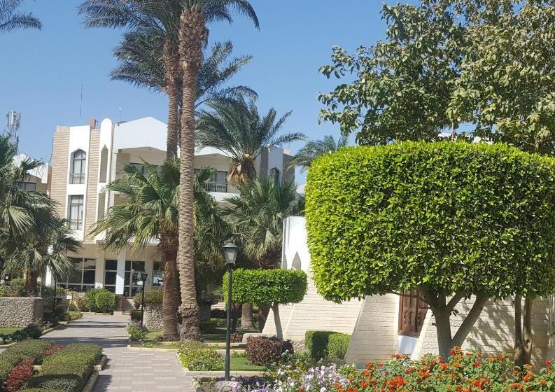 חדר סטנדרט נוף לגינה, Regina Resort And Aqua Park Hurghada