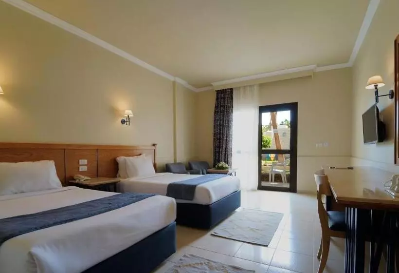 اتاق استاندارد با چشم‌انداز باغ, Regina Resort And Aqua Park Hurghada