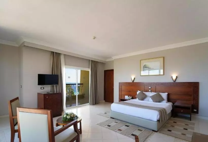 سوییت جونیور با چشم‌انداز دریا, Regina Resort And Aqua Park Hurghada