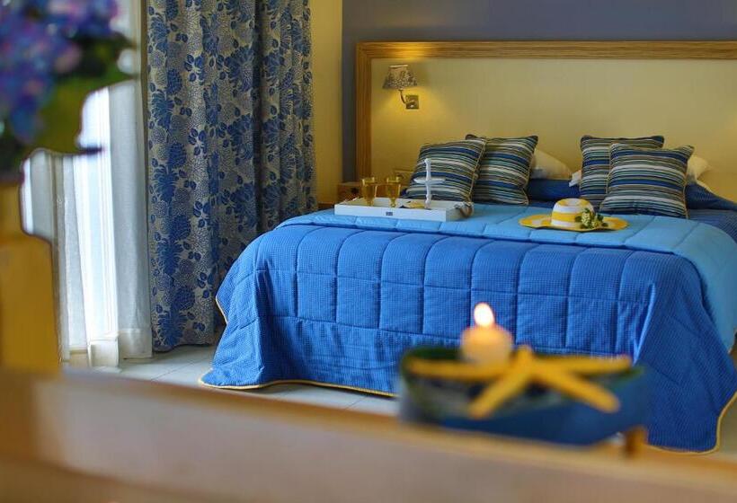 اتاق استاندارد, Dolphin Bay Family Beach Resort