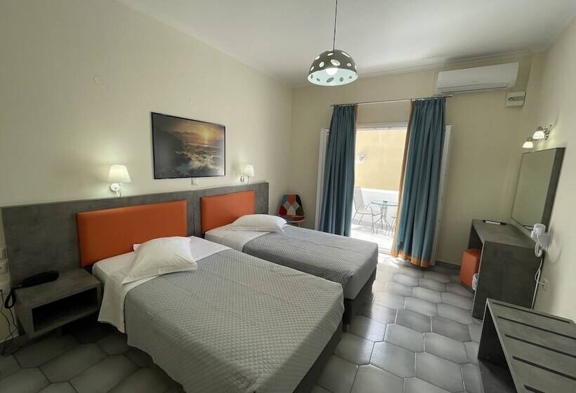 高级大房间, Albatros