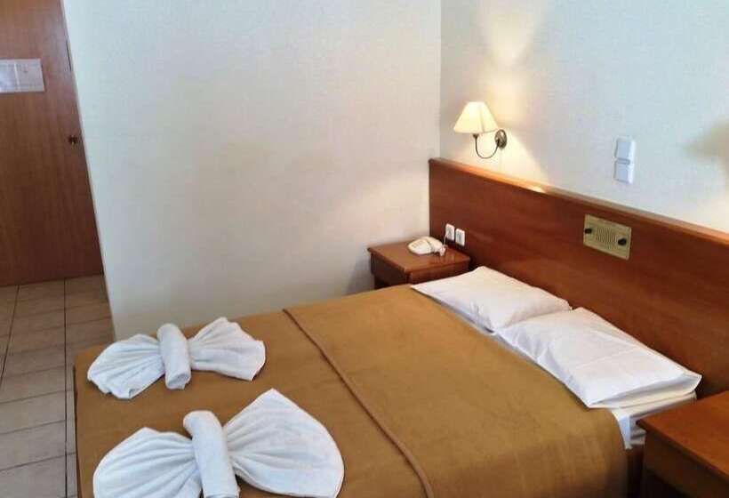 标准间, Andreolas Beach