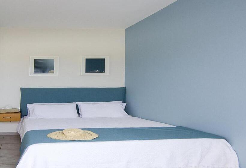 اتاق استاندارد با چشم‌انداز شهر, Avanti