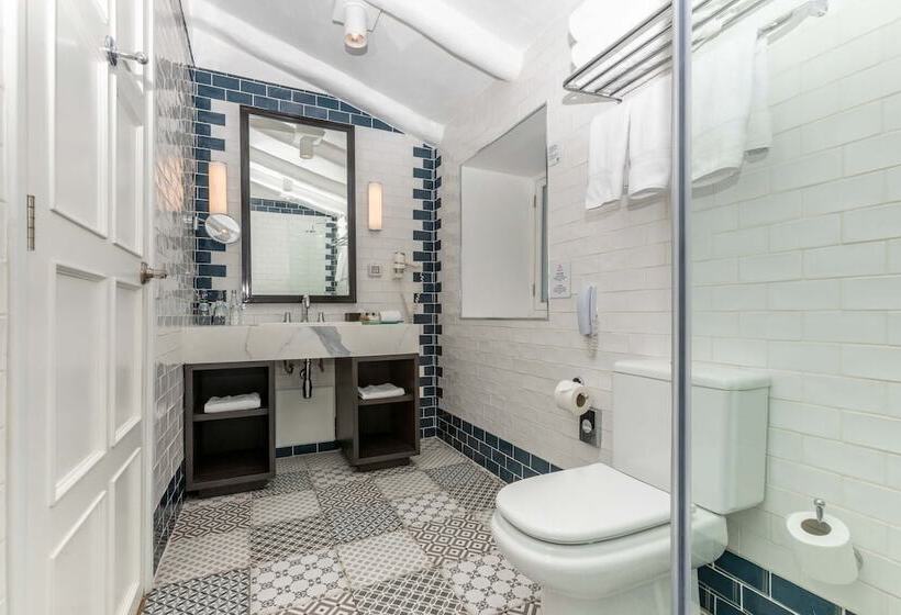 高级三人间, Casa Andina Premium Cusco