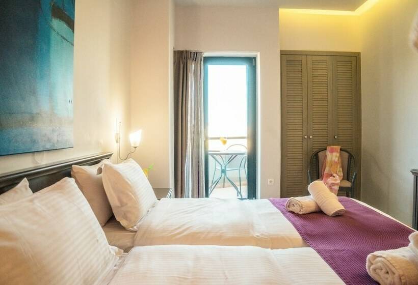 חדר דלוקס נוף לים, Castello City