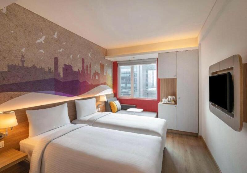 חדר דלוקס נוף לעיר, Castello City