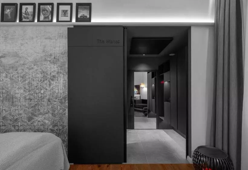 سوییت جونیور, The Manes Boutique Hotel Prague