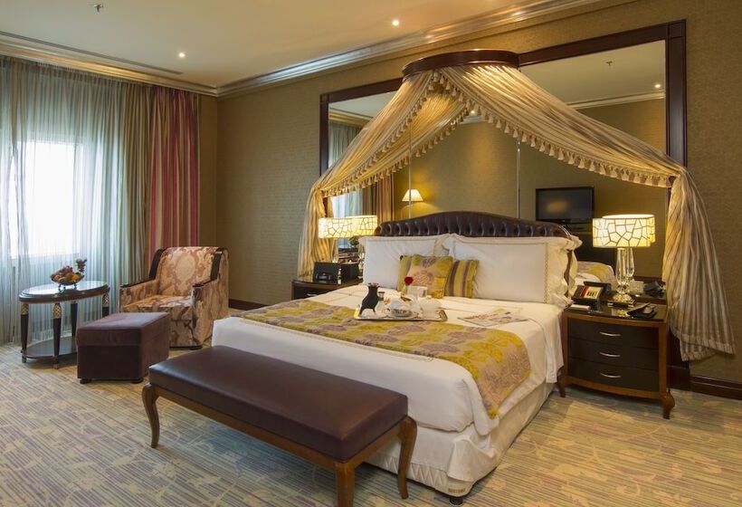 سوییت اجرایی, Grand Regency Doha, Trademark Collection By Wyndham