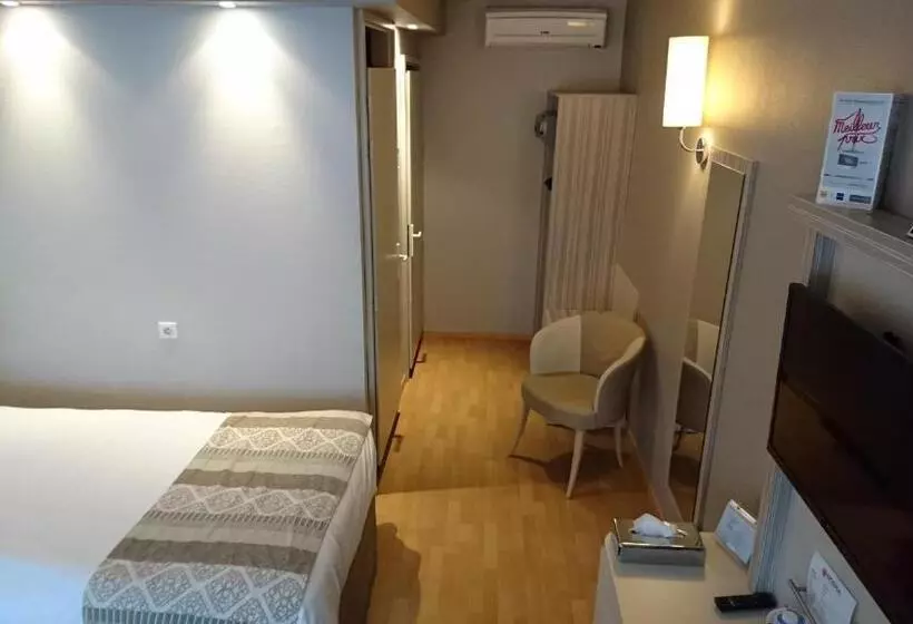 スーペリアトリプルルーム, Kyriad Toulouse Sud  Roques