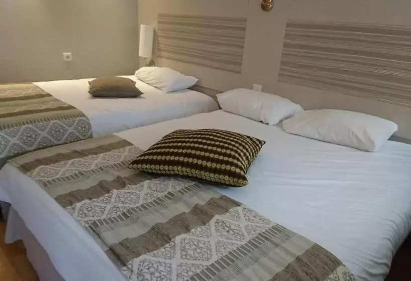 スーペリアトリプルルーム, Kyriad Toulouse Sud  Roques