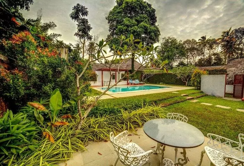 Deluxe-villa 1 Makuuhuone, Marari Beach Resort Alleppey A Cgh Earth Experience