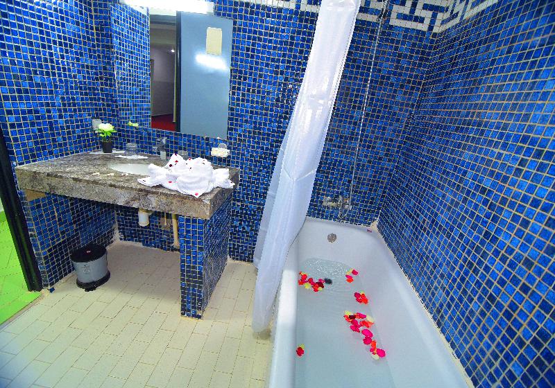 标准单人间, Nouzha