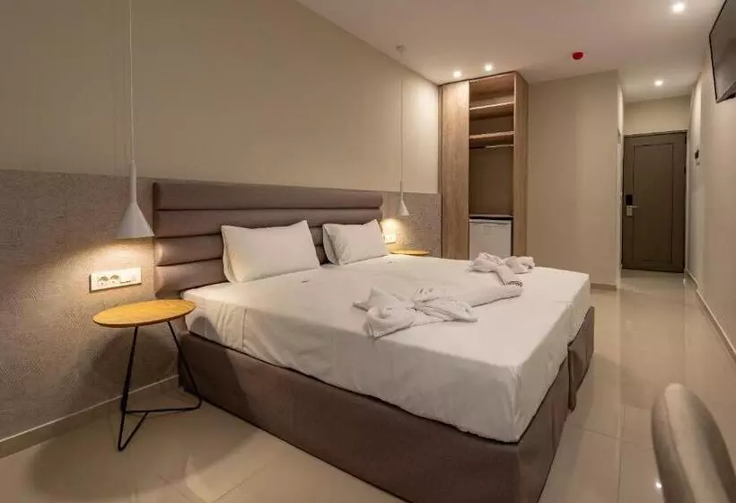 Standard Room, Papillon