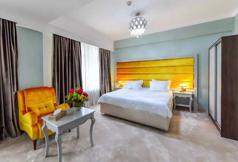 اتاق سوپریور, Phoenicia Grand